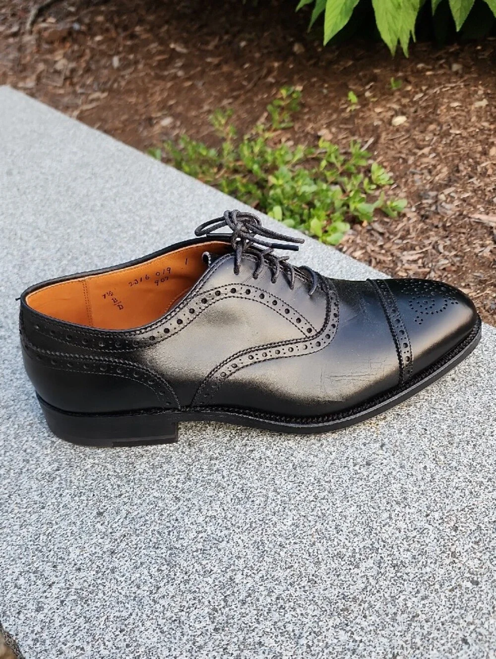 Alden 909 Black Leather Cap-Toe Brogue Oxford Shoes - Men Size 7.5 D